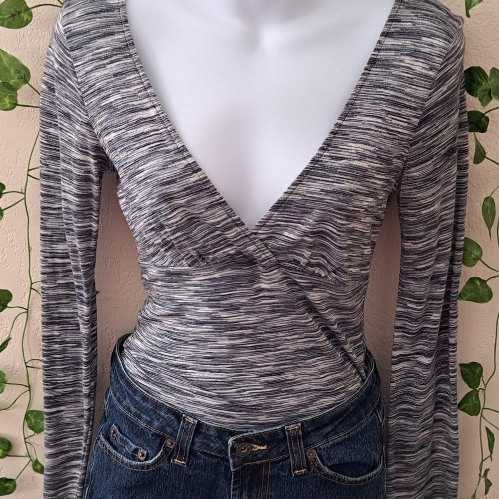 Metallic Shiny Foil Late 2000's Indie Long Sleeve V-Neck Extra Small - Express